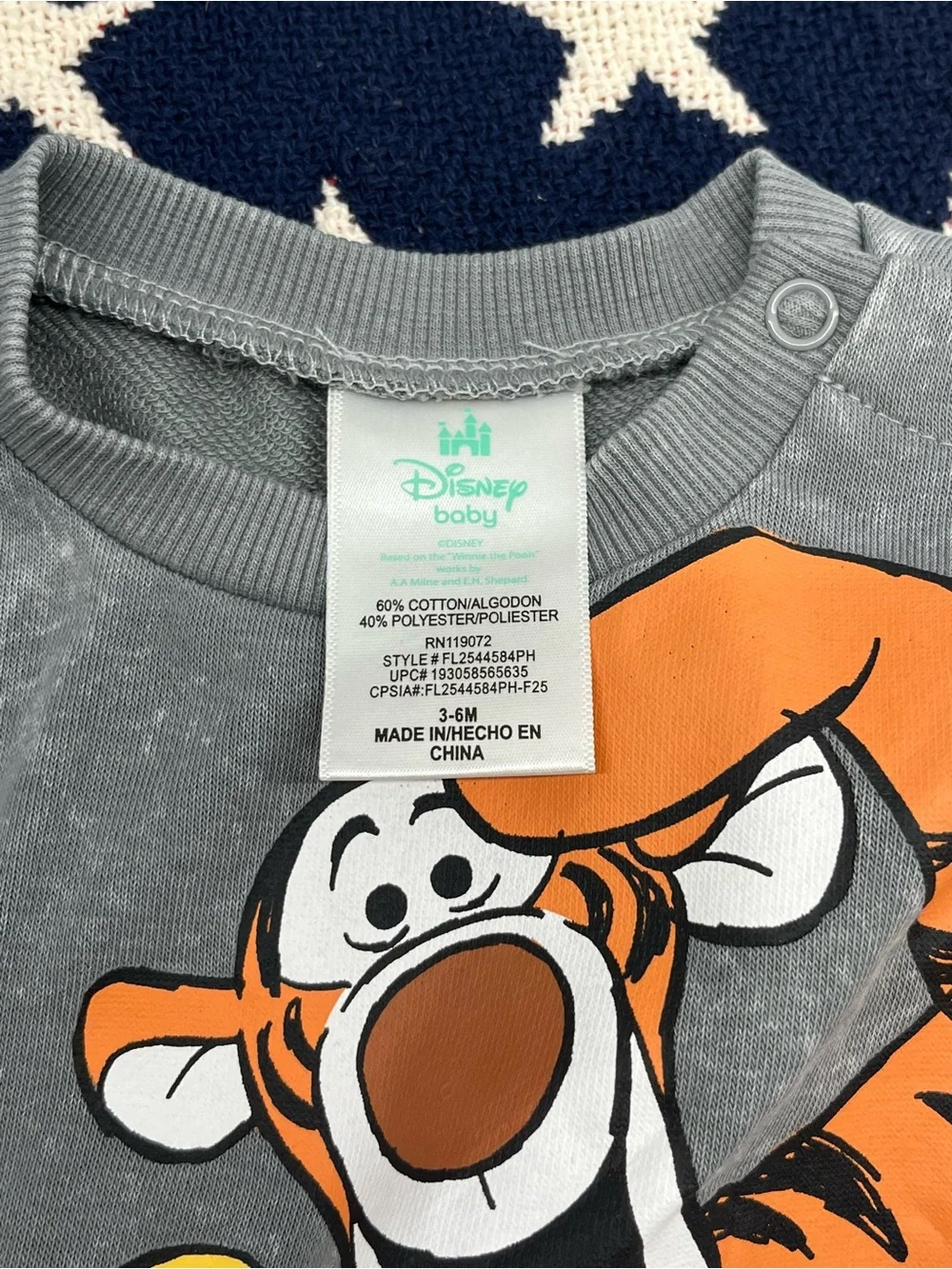 Disney Winnie the Pooh Sweatsuit Boys Size 3-6 Months New with Tags